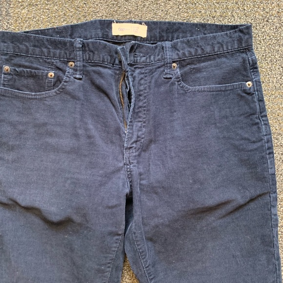 Blue gap corduroy jeans - Picture 2 of 4